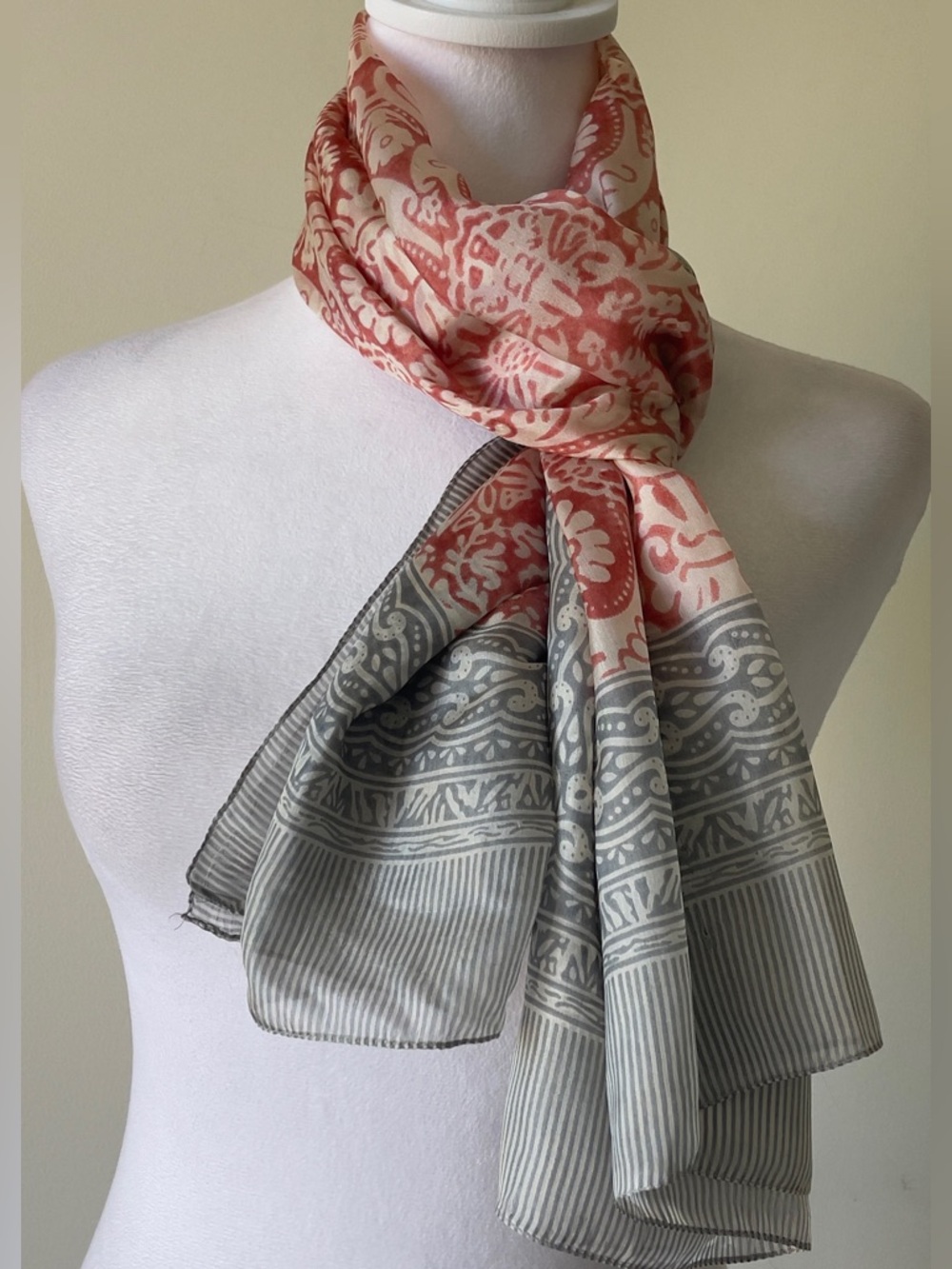 Silk Floral Pattern Coral and Gray Women's Square Scarf EUC